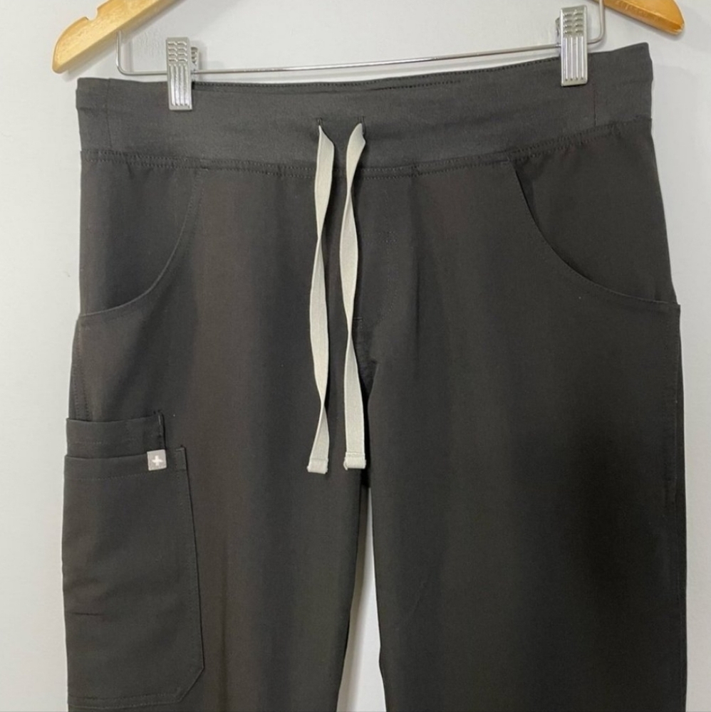 Figs Livingston classic small scrubs